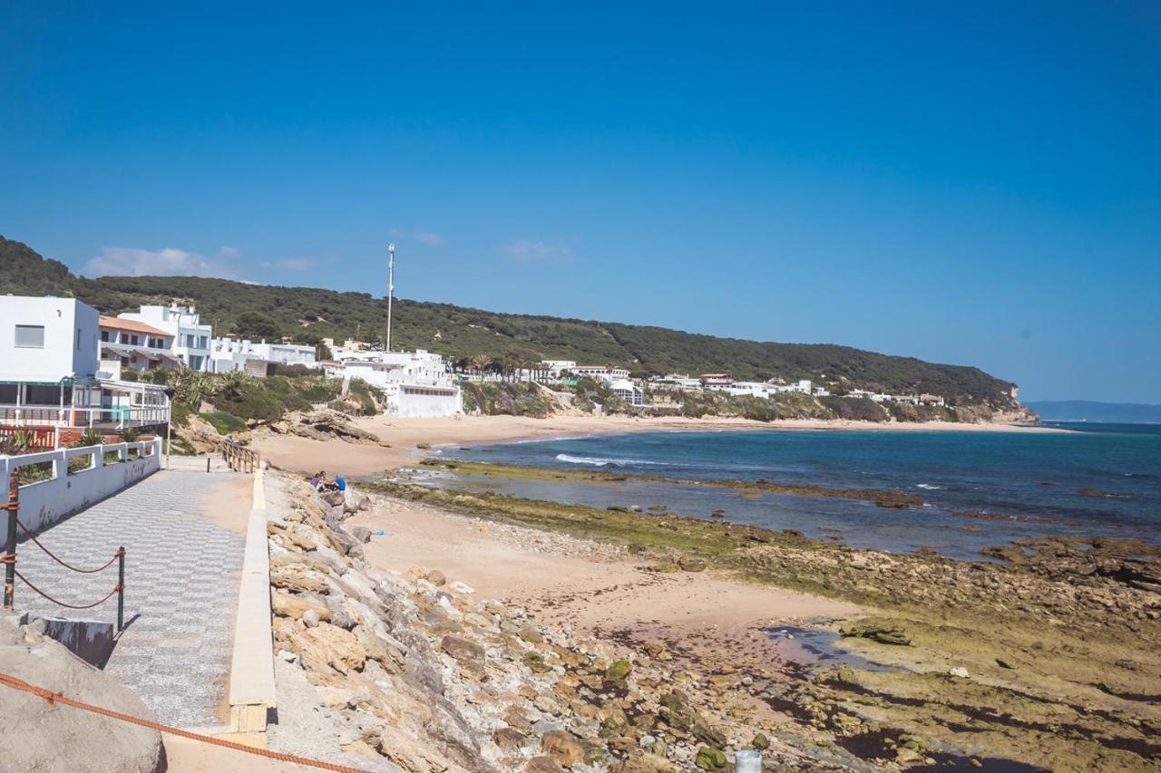 Dúplex con piscina, garaje y jardín, frente a la playa de los Caños de Meca. Los Canos De Meca Exterior foto