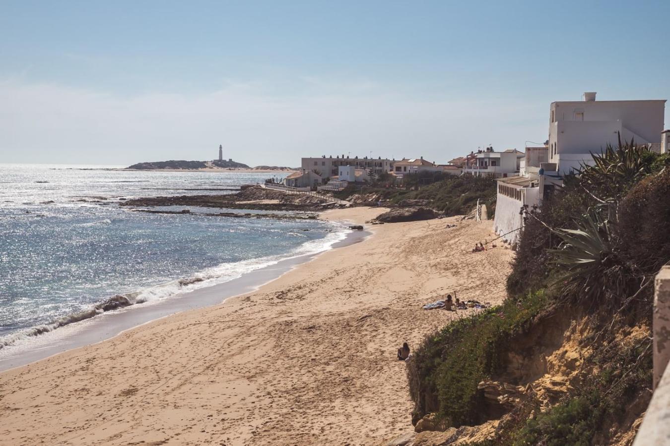Dúplex con piscina, garaje y jardín, frente a la playa de los Caños de Meca. Los Canos De Meca Exterior foto